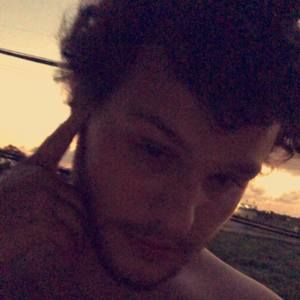 Meet your Posher, Skylar